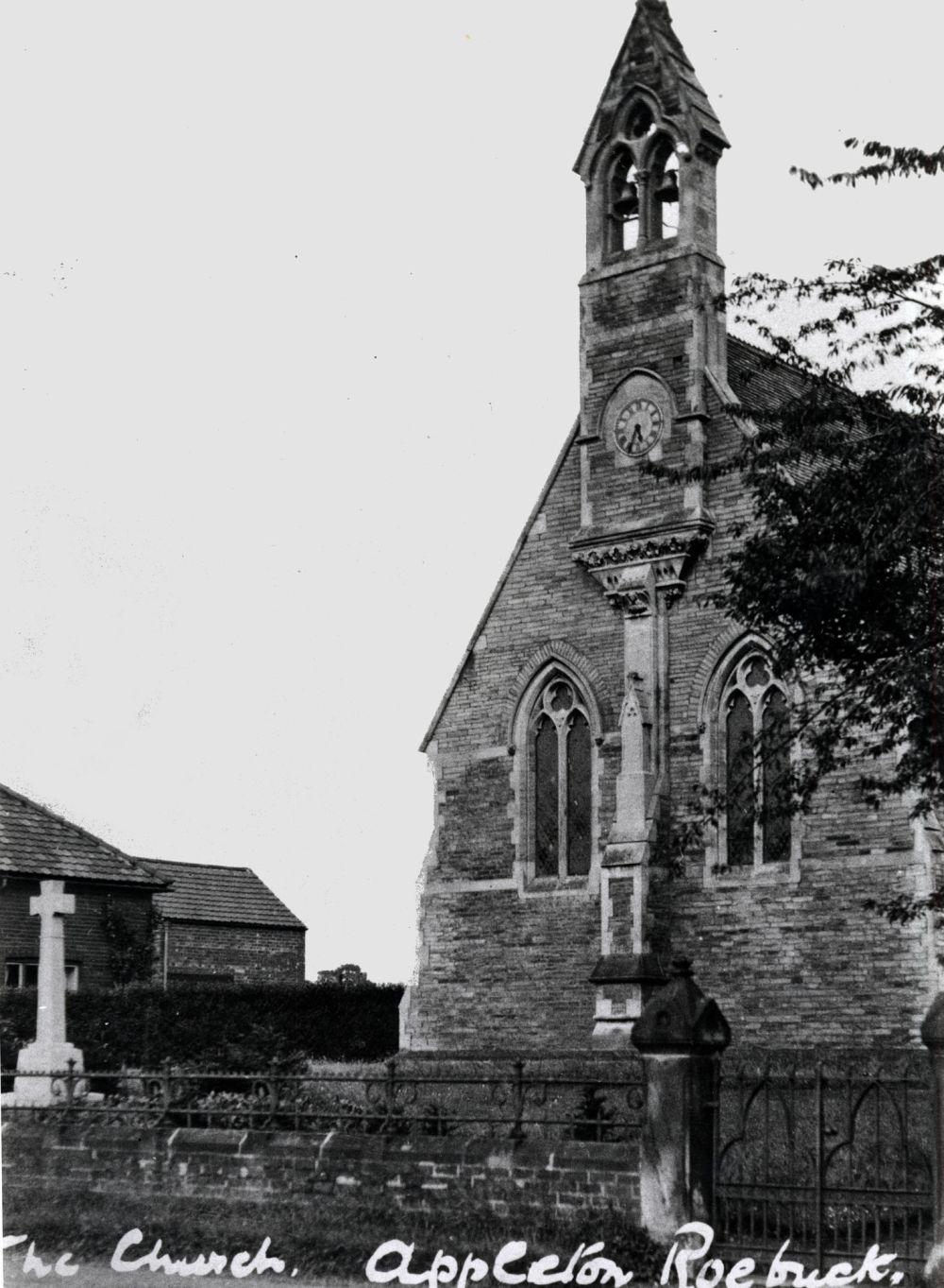 Appleton church and cenotaph