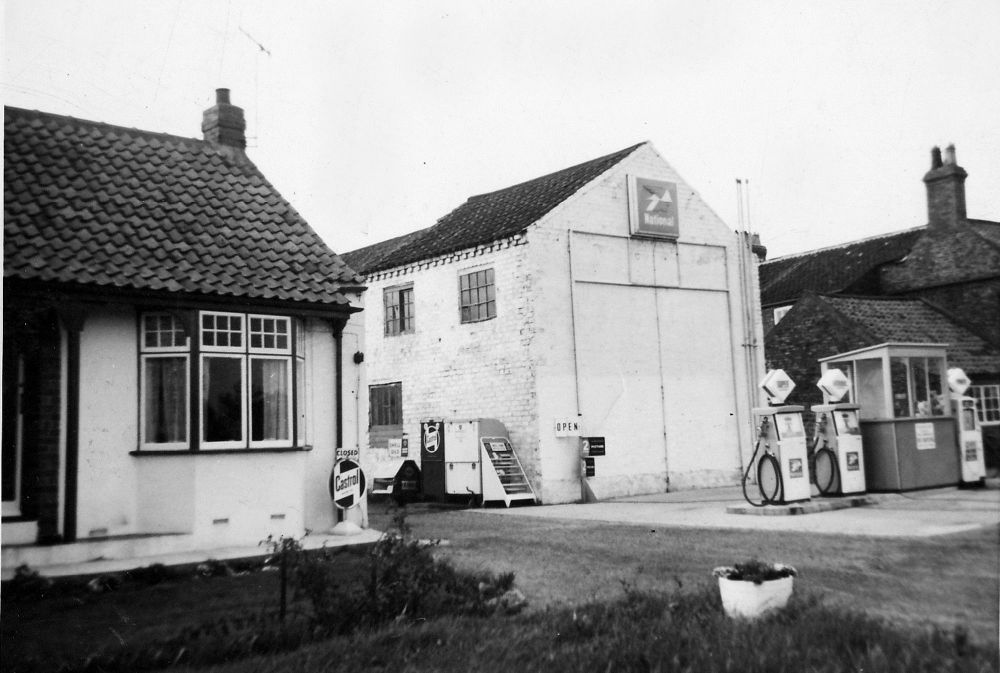 Bridge service station: the first pumps