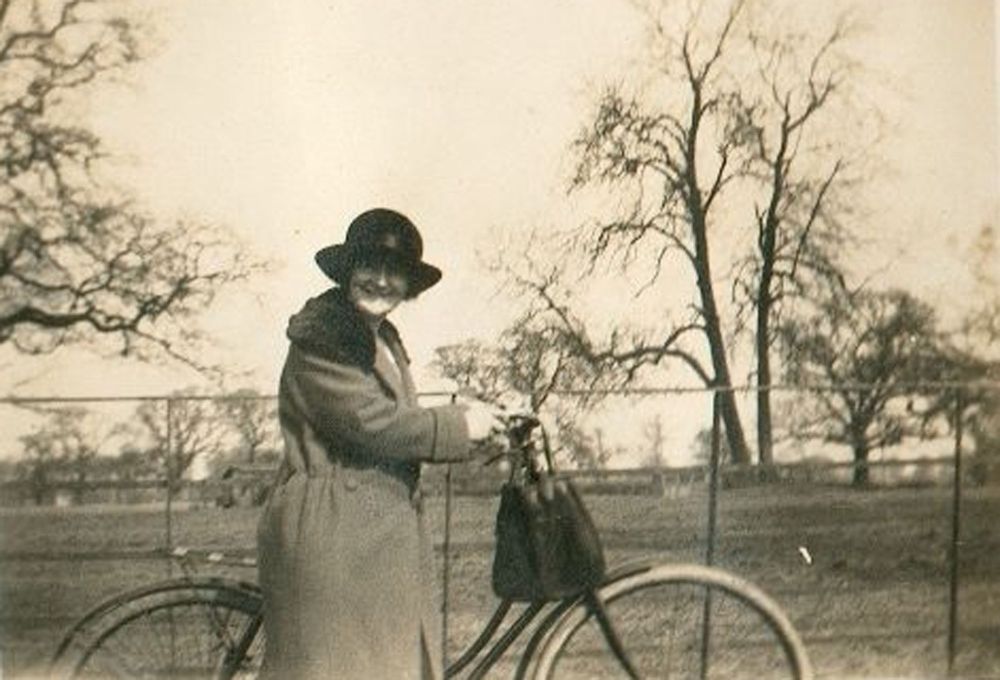 Gladys Arrand on her way to Appleton Roebuck