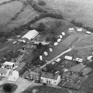 Appleton Roebuck: aerial photo of Chapel Green (1)